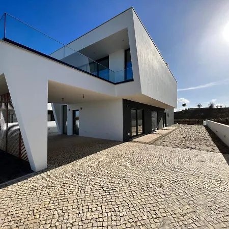 Luxury With Heated Pool & Panoramic Ocean & Valley Views * 상 마르티뇨 두 포르투