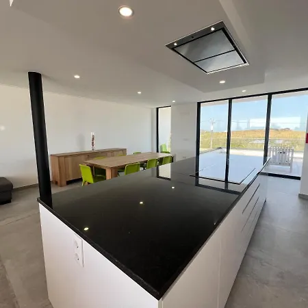 Luxury With Heated Pool & Panoramic Ocean & Valley Views 빌라 상 마르티뇨 두 포르투