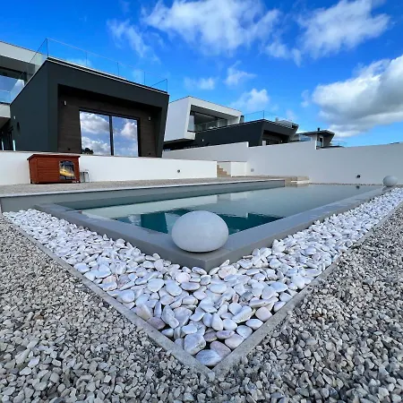 Luxury With Heated Pool & Panoramic Ocean & Valley Views * 상 마르티뇨 두 포르투