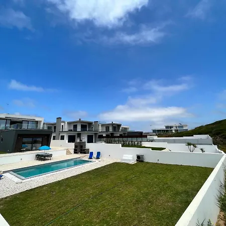Luxury With Heated Pool & Panoramic Ocean & Valley Views * 상 마르티뇨 두 포르투