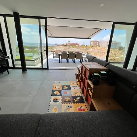 Luxury With Heated Pool & Panoramic Ocean & Valley Views * 상 마르티뇨 두 포르투