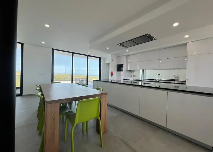 Luxury With Heated Pool & Panoramic Ocean & Valley Views São Martinho do Porto