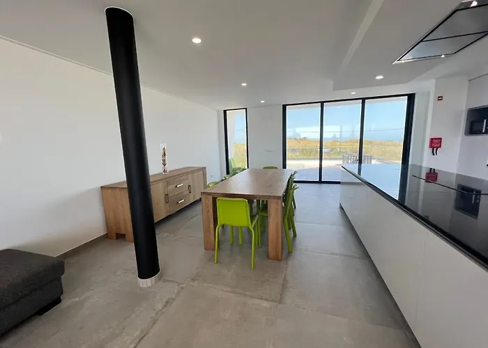 Luxury With Heated Pool & Panoramic Ocean & Valley Views Villa São Martinho do Porto