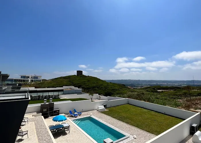 Luxury With Heated Pool & Panoramic Ocean & Valley Views Villa