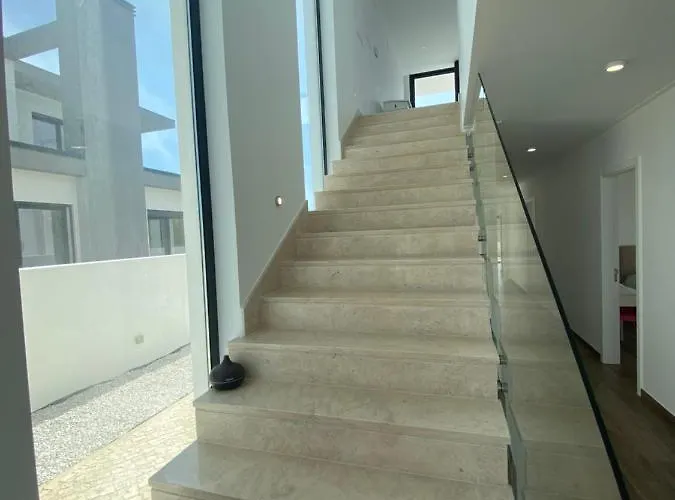 Luxury With Heated Pool & Panoramic Ocean & Valley Views Villa